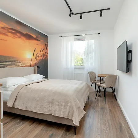 Duzy Apartament Z Parkingiem I Balkonem W Kolobrzegu By Noclegi Renters Exterior photo