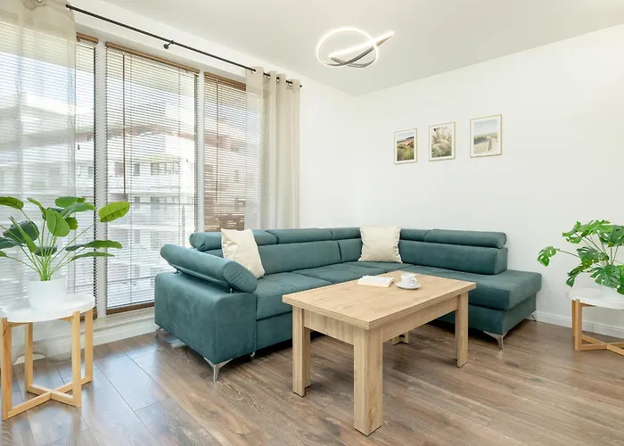 Duzy Apartament Z Parkingiem I Balkonem W Kolobrzegu By Noclegi Renters